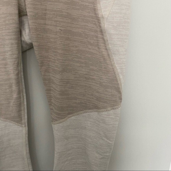 Outdoor Voices Legging Capri Crop Tech Sweat Coyote Atmosphere Tan Beige Neutral - Picture 3 of 6